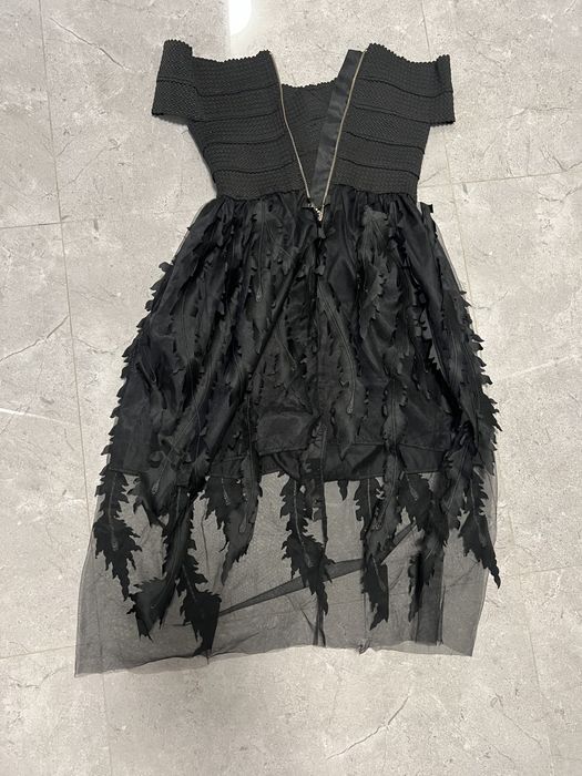 Продам платье Christian Dior