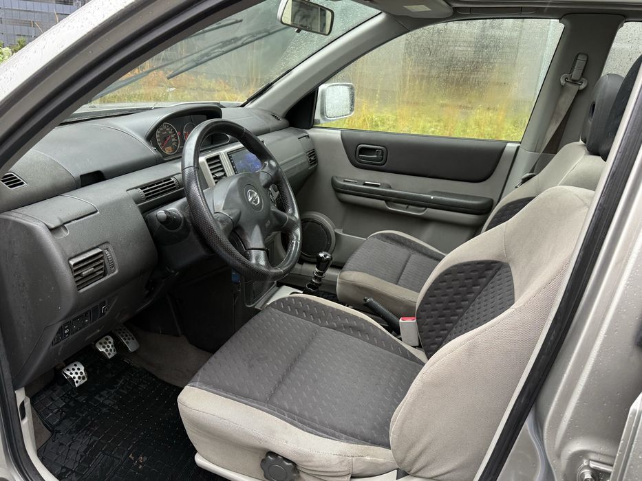 Nissan X - Trail 4:4 / 6 P