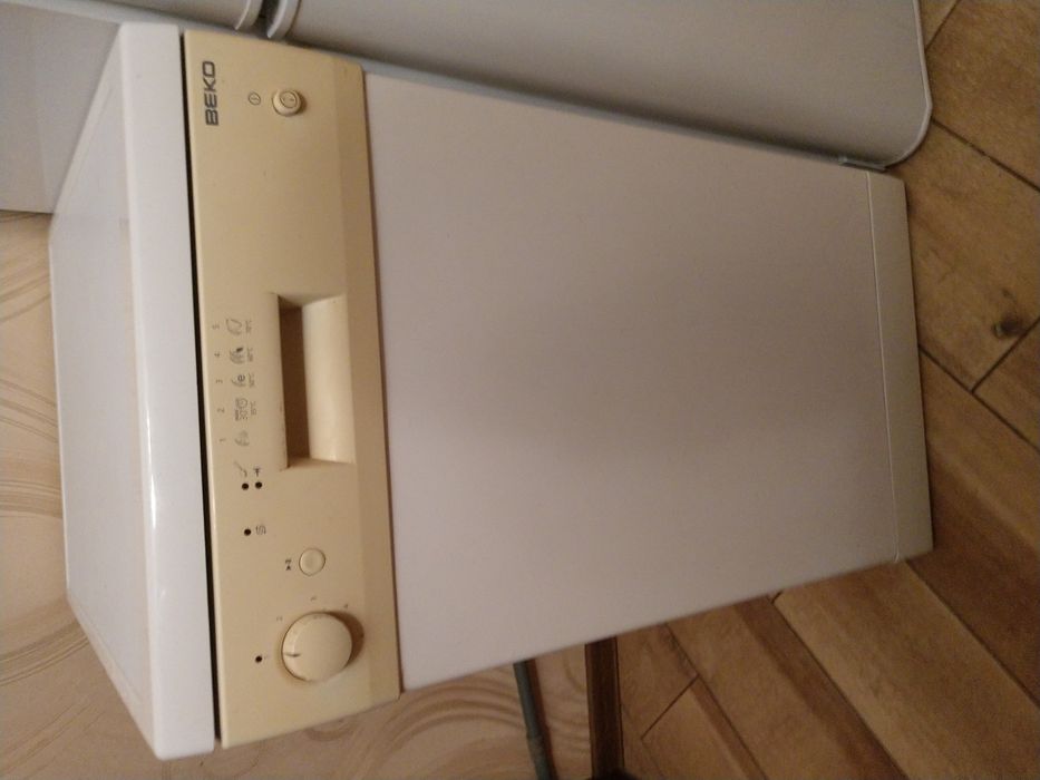 Посудомоечная машина Beko DFS1500. Мощность 2200w. Производство Турция