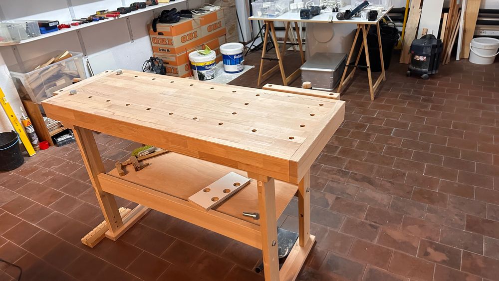 Banco de marceneiro profissional usado. Em boa condição!