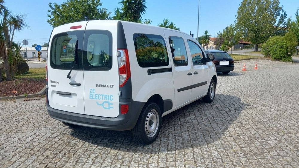 Renault Kangoo Maxi ZE 33KWh 5 lugares
