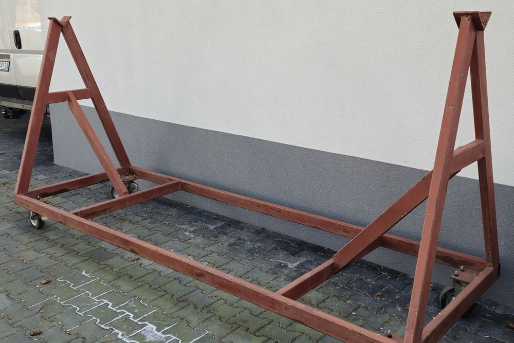 Stojak na bele WÓZEK NA BELE Wózek na wykładzinę wózek na bele papieru