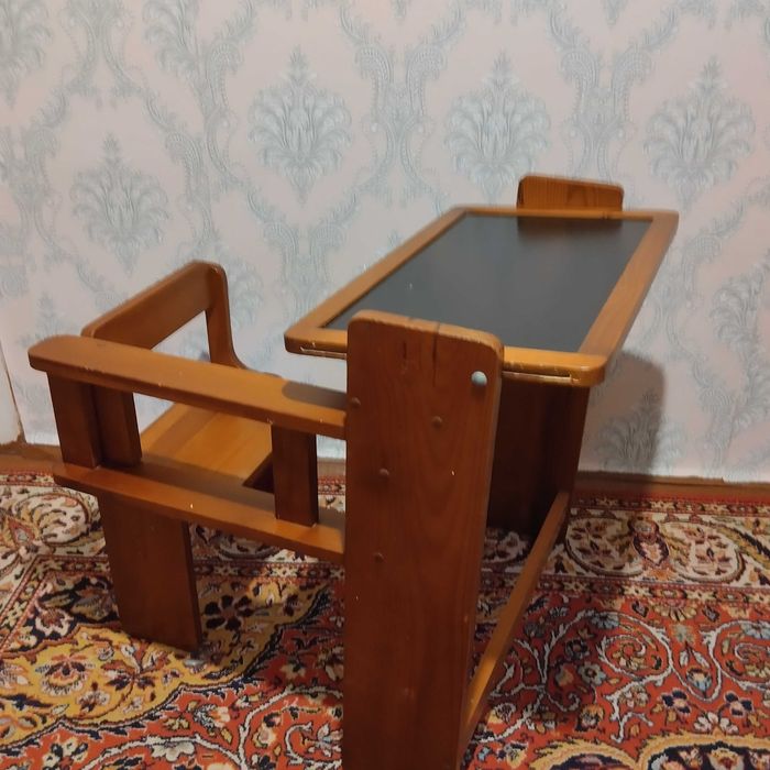 Розкладна парта зі стільчиком для дошкілля та молодшого школяра