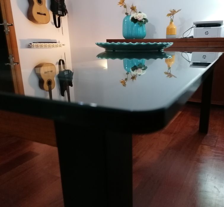 Mesa jantar como nova.