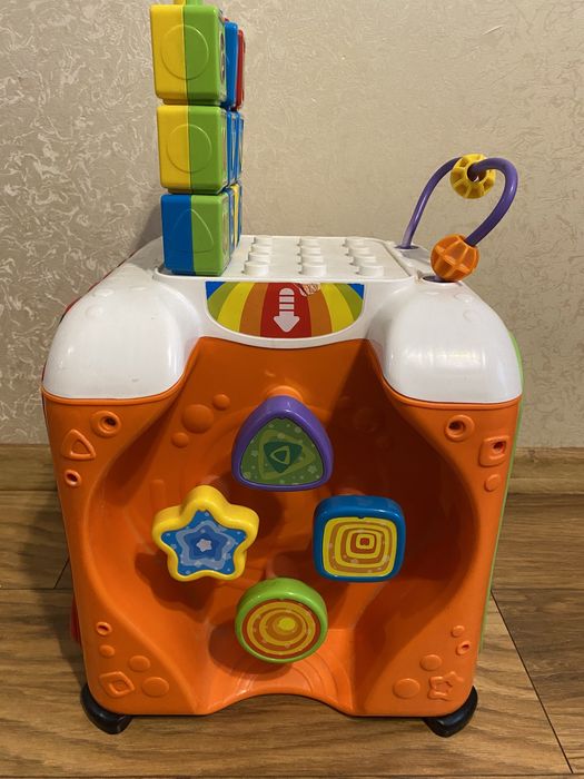 Интерактивнвй большой куб Vtech