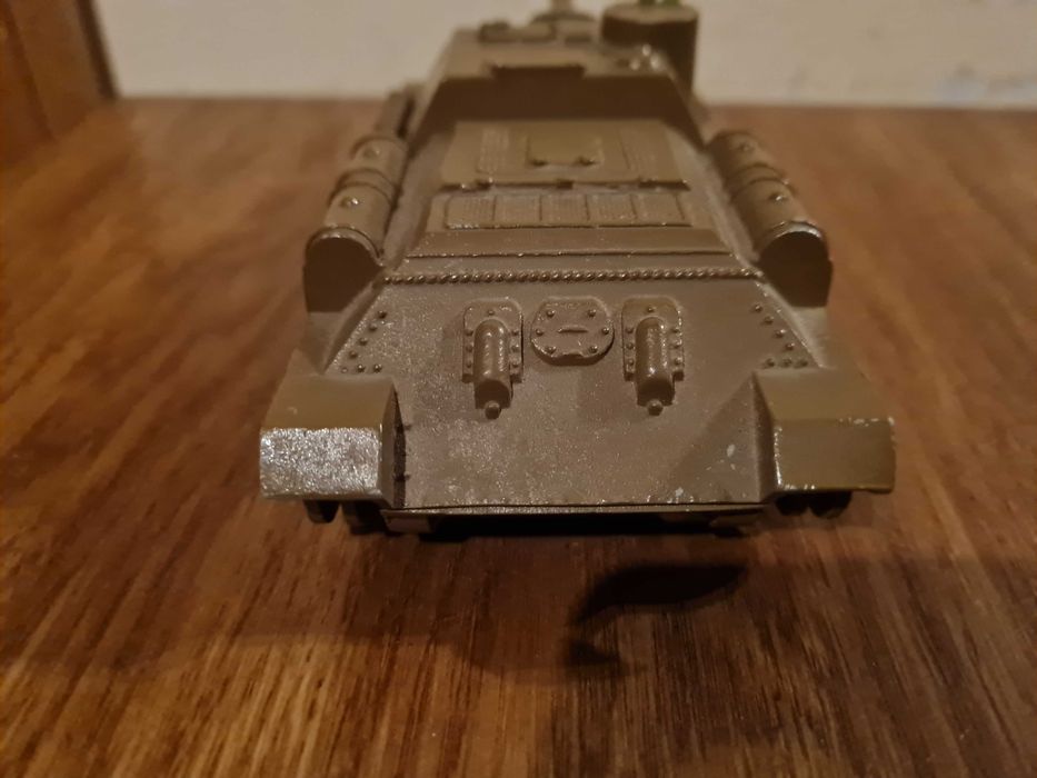 Іграшка танк макет СССР