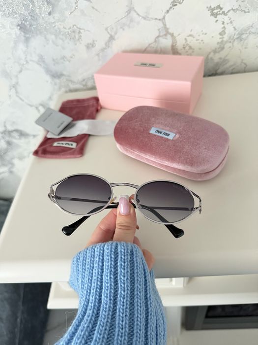 Солнцезащитные очки miu miu полный комплект