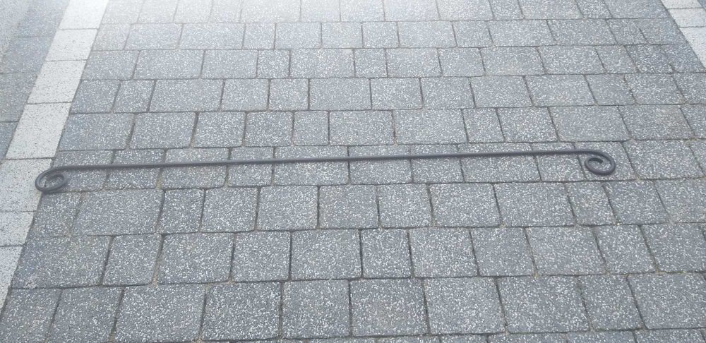 Karnisz metaloplastyka kuty 157.5 cm