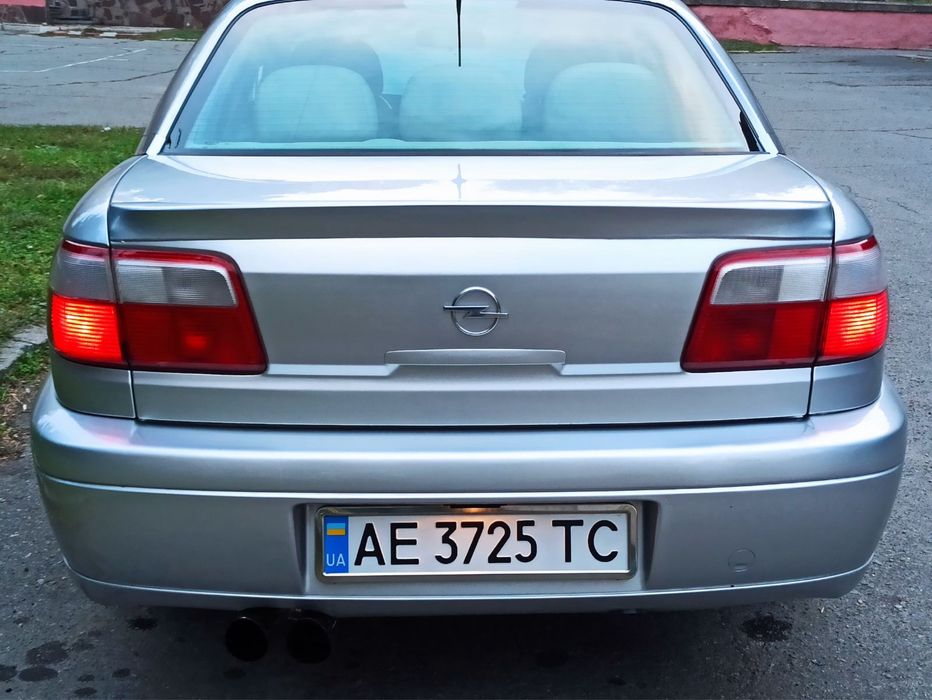 Продам Opel Omega 2000