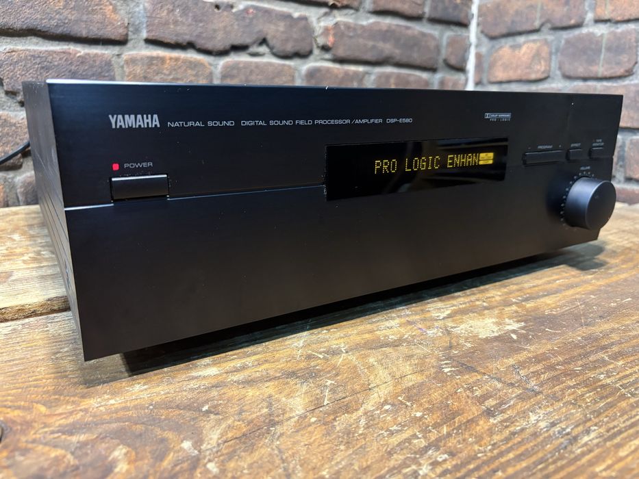 Procesor dźwięku Yamaha DSP E 580