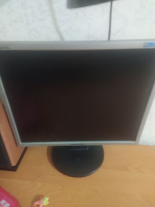 Продам компютер.