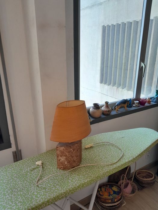 Vendo Candeeiro muito bonito como novo