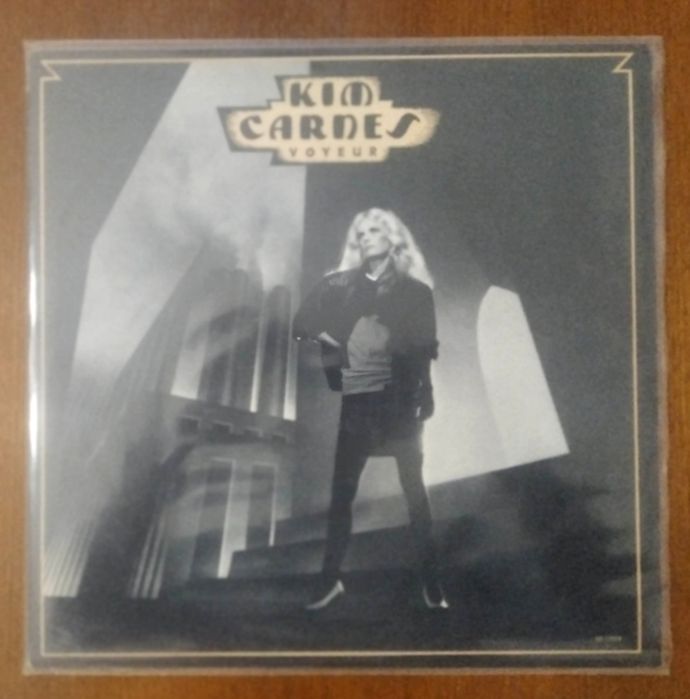 Kim Carnes vinyl record "Voyeur"