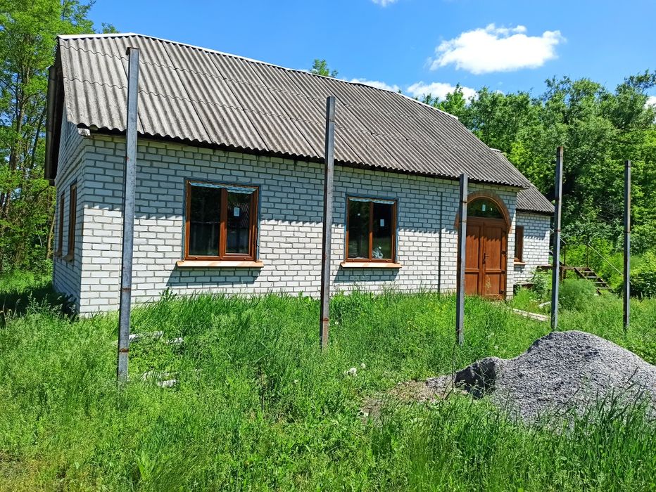 Продам недобудований будинок