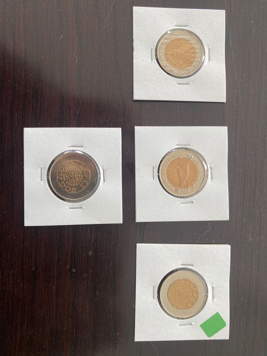 100 escudos bimetálicos