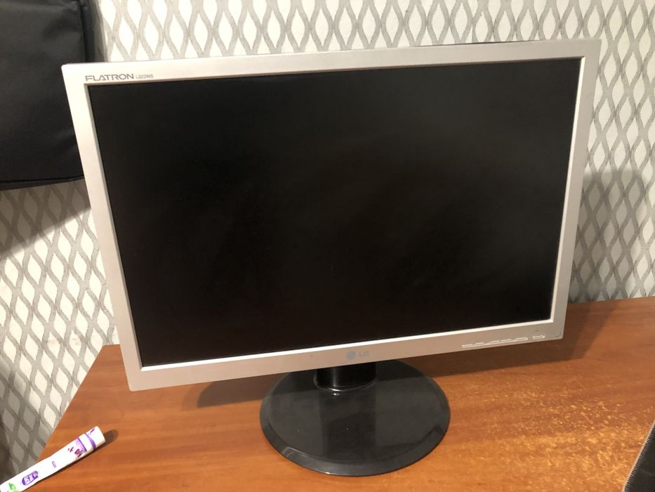 Продам монитор LG