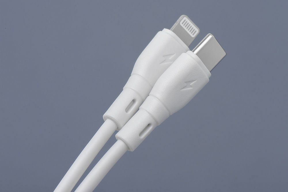 Kabel USB-C do Lightning Blue Star 2,4A 27W ECO 1 m PJ72-18-3 biały