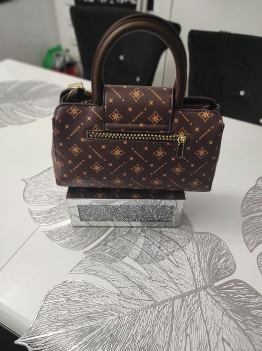 Elegancka torebka CK