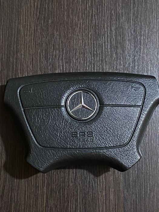 Руль Мерседес W124,126,210 дорест