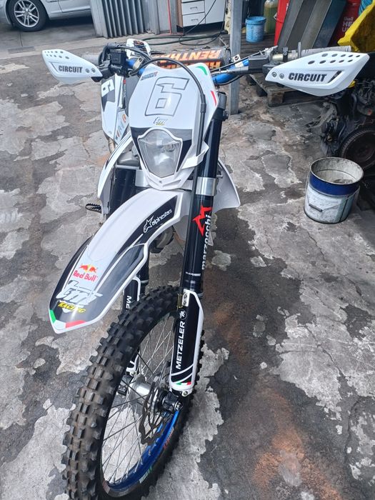 TM 250 Fi com M. Arranque