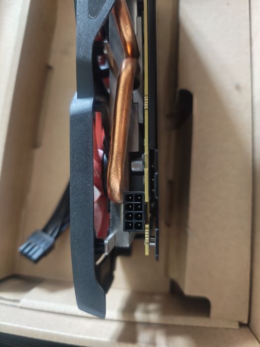 Karta graficzna XFX Radeon RX 570 RX-570P8DFD6 8 GB