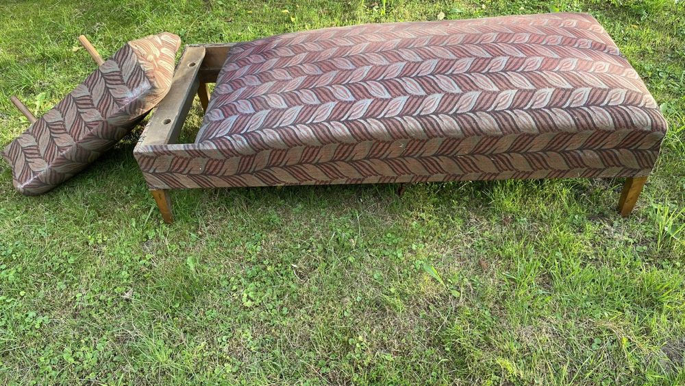 Leżanka przedwojenna antyk stan dobry, lata 20-te