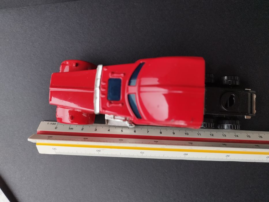 Die cast truck coca cola