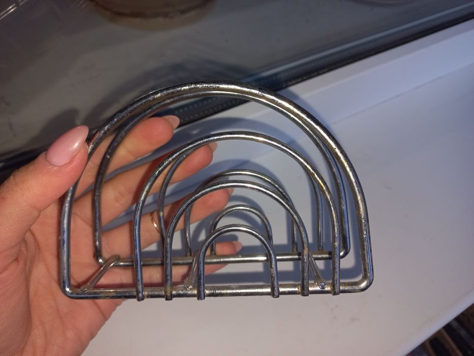 Серветниця металева