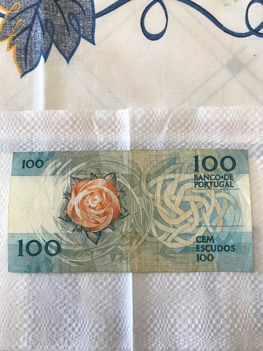Nota de 100 escudos ano 87
