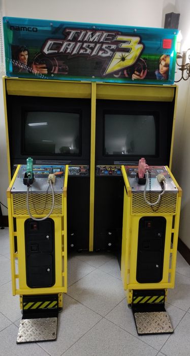 Máquina de tiro time Crisis 3 twing 1750