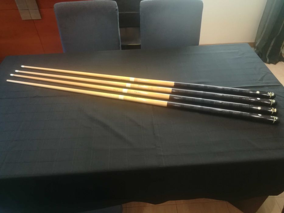 Conjunto de 4 tacos de bilhar 104M Excel Cues