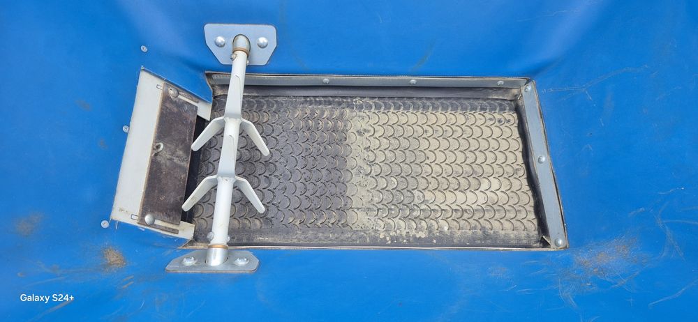 Piaskark do trawników, rozsiewacz kompostu Ecolawn Eco 50