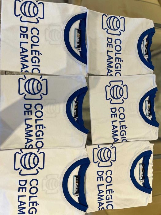 Uniforme Feminio - Colégio de Lamas