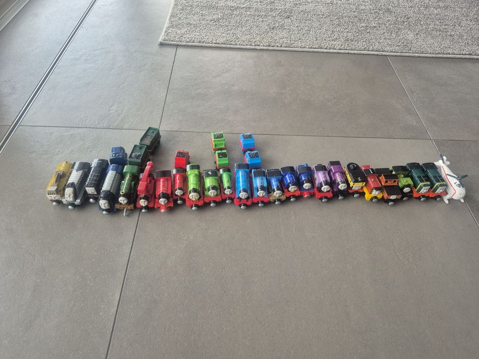 Kolekcja lomkomotywy 33 elementy Tomek I przyjaciele