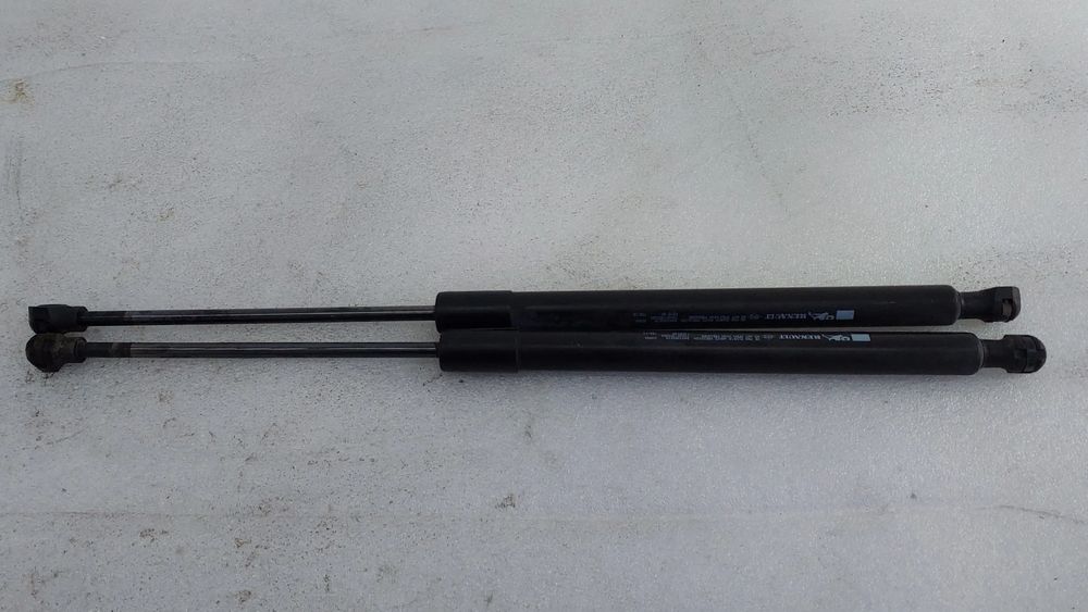 Amortecedor da mala RENAULT Clio IV (BH_)