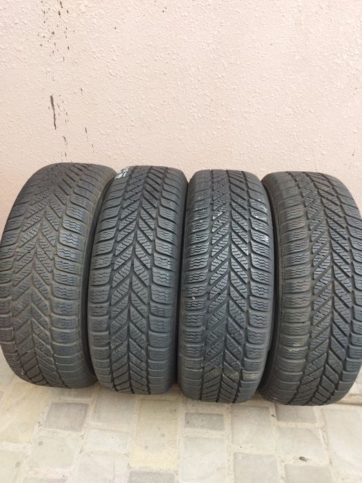 Зимова резина 185/65/14 DEBICA