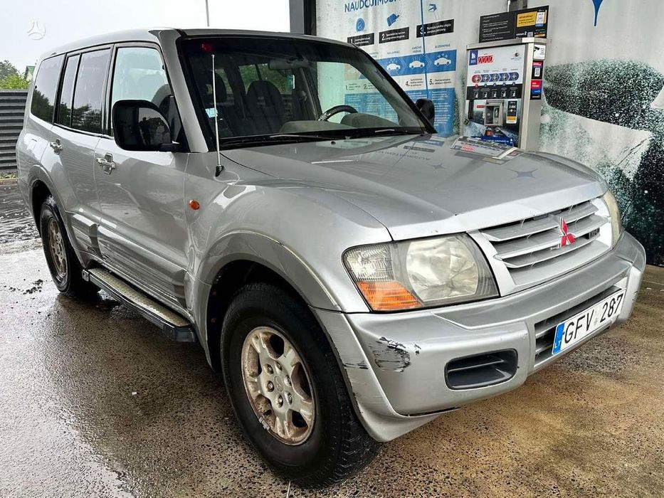 Mitsubishi Pajero 3