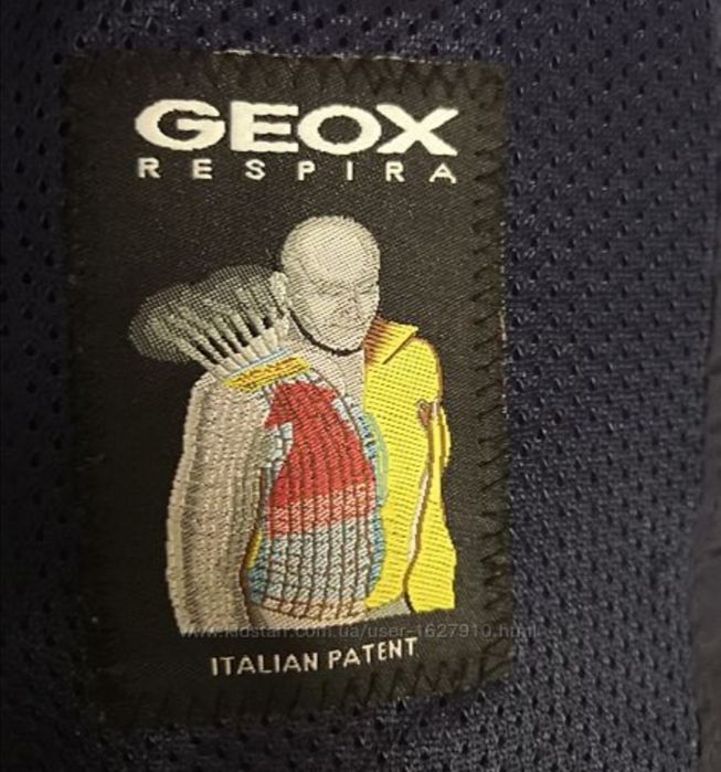 Куртка  бренда Geox на 3 роки