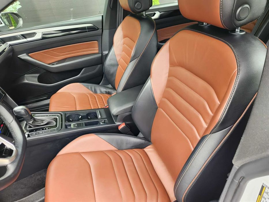 Volkswagen Arteon      2021