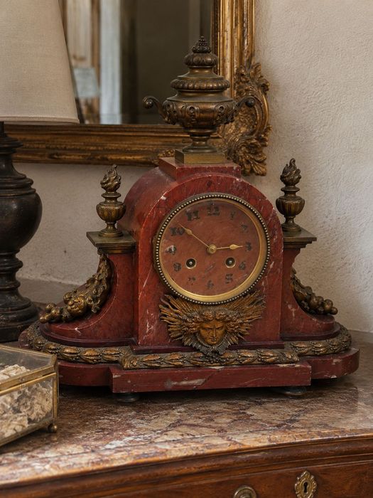 Relógio de Lareira Antigo Francês