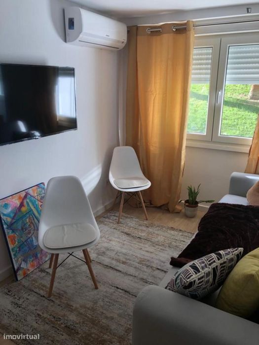 Apartamento com 2 quartos - localizado em Benfica Lisbon