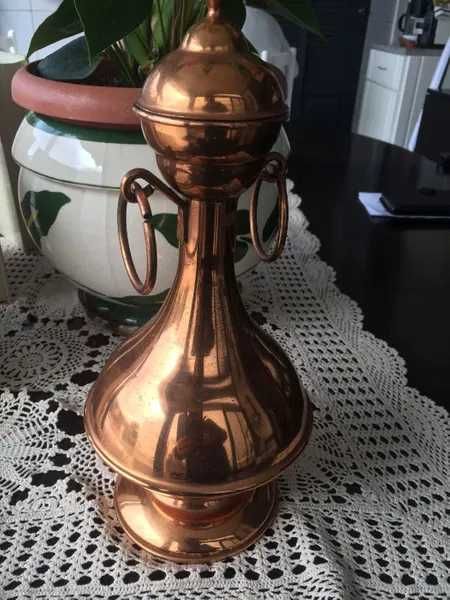 Jarra antiga Vintage em cobre com tampa e 2 argolas laterais, 30 cm altura