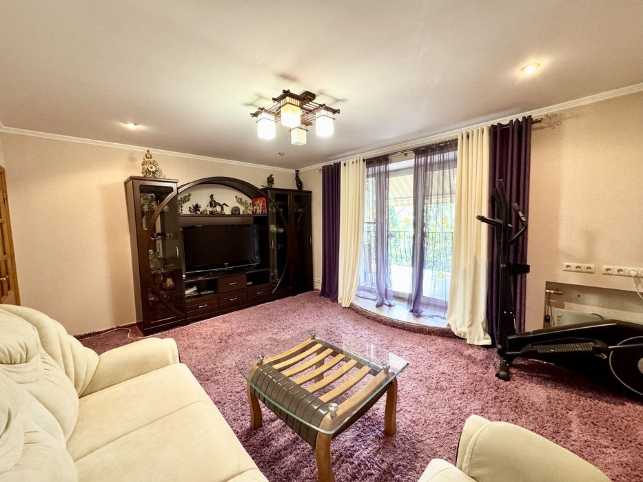 Продаж 3 к.квартири вихід сосновий ліс, пляж, річка, Козин Конча-Заспа