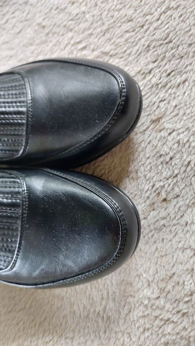 Buty skórzane czarne