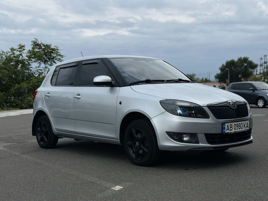 SKODA FABIA 2013 VIN TMBEC45J6EB500715 фото оголошення 2 з 15