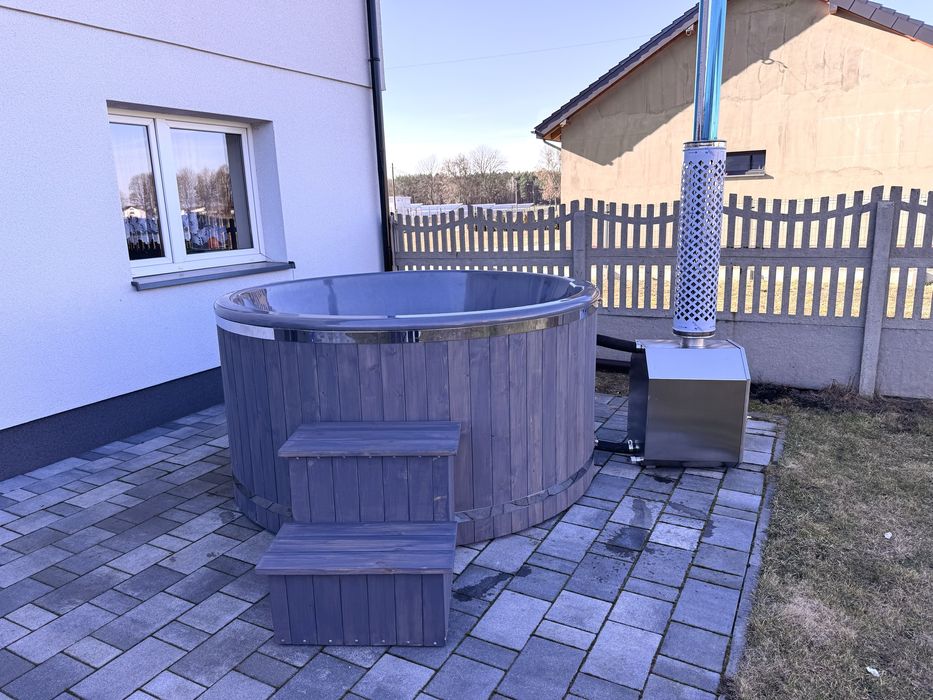 Balia ogrodowa z hydromasażem – NOWA, bogate wyposażenie