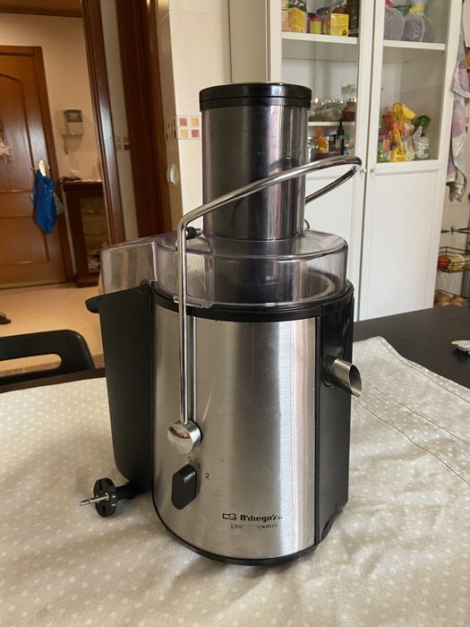 Máquina Sumos- Centrifugadora ORBEGOZO