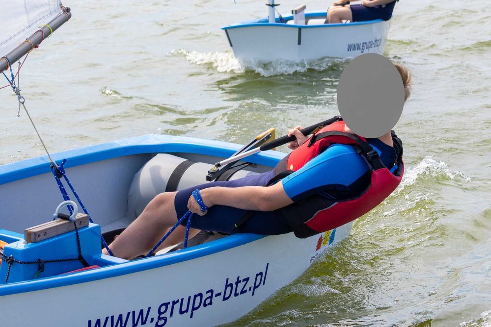 Łódź żaglowa Optimist