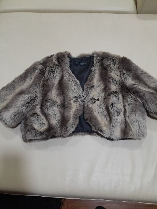 Bolero Guess em pelo