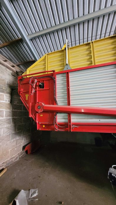 Przyczepa samozbierająca pottinger krone